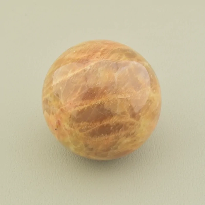 Сонячний камінь: Тепло сонця у кожній прикрасі